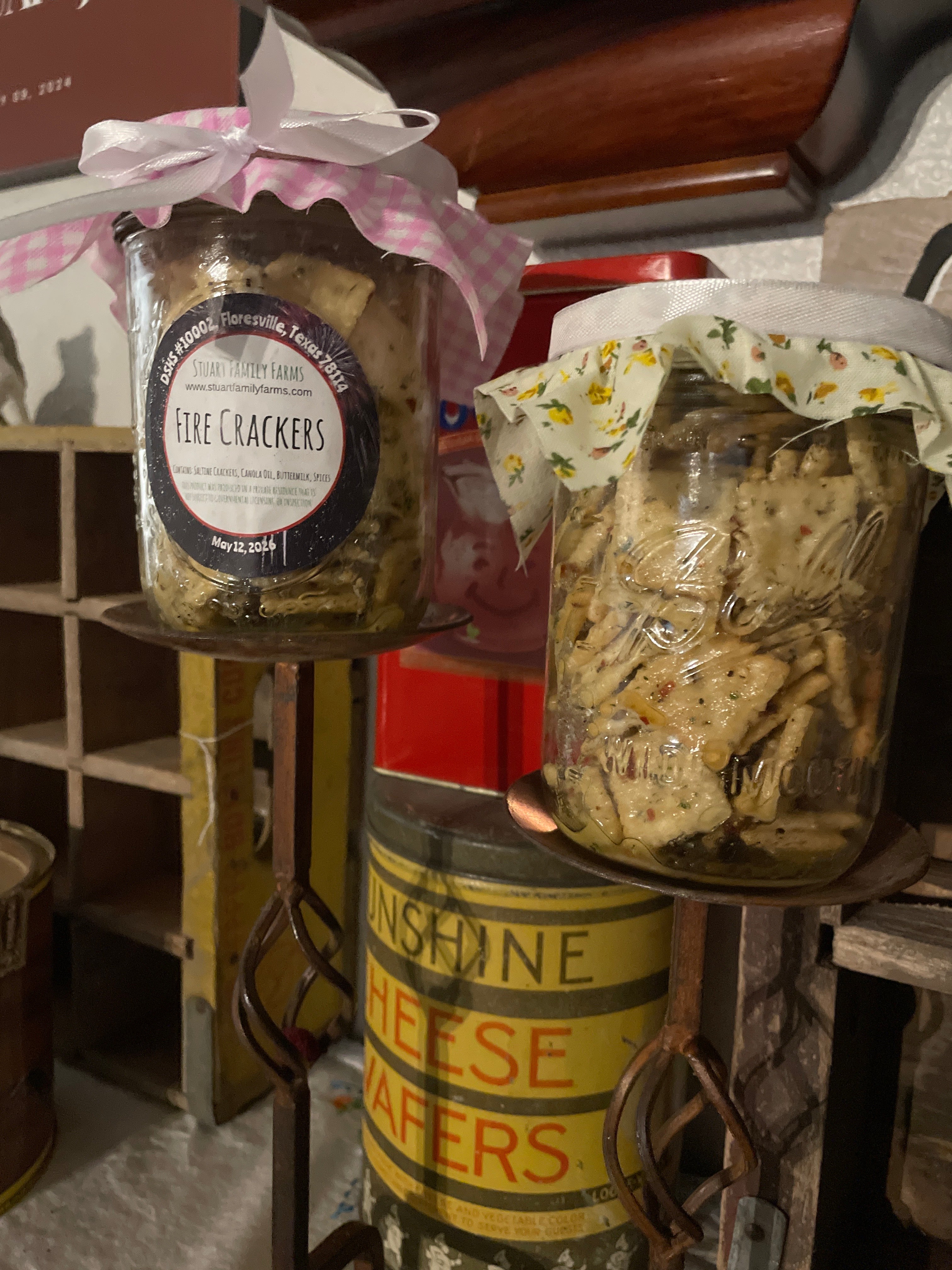 Pint Decorative Jars – Fire & Snickerdoodle Crackers/Pretzels